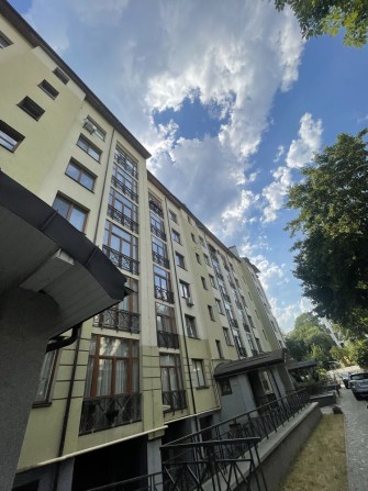 Продаж квартири в заселеній новобудові в центрі • Мечникова 20 - фото 1