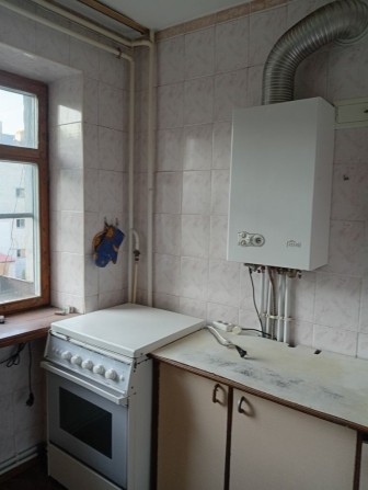 Продам 3-х комнатную квартиру на ул Строителей - фото 1