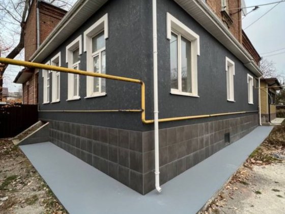 4-х кімнатна квартира 102 кв м в центрі Кропивницького у стані нової!.