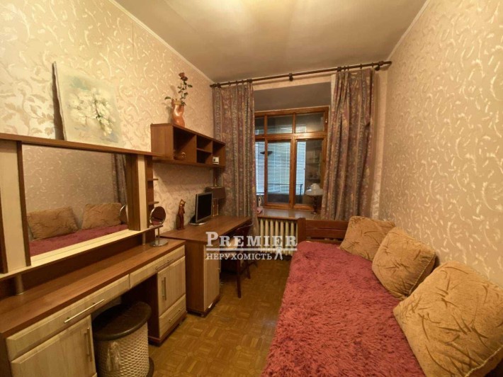 3 комнатная квартира 60 м2 ул. Пироговская Французский Бульвар - фото 1