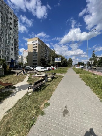 Терміново 3 кім. Б.Хмельницького - фото 1