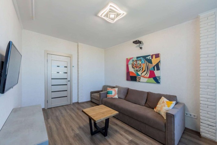 Продаж 2-к квартири вул. Миколи Закревського 95 в - фото 1