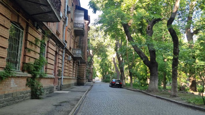 3х кімнатна 80м2 на 4 Фонтану, спецпроект, АГВ, під ремонт - фото 1