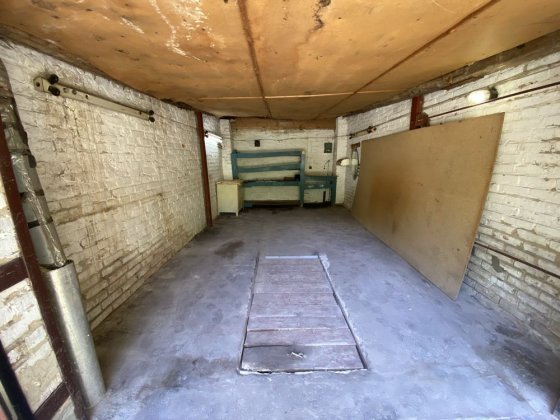 Оренда гаража із світлом, Лубни, Мгарський спуск, військове містечко Лубни