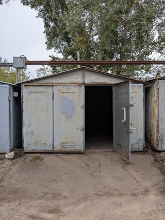 Гараж залізний, Київ Голосіїво Либідська - фото 1