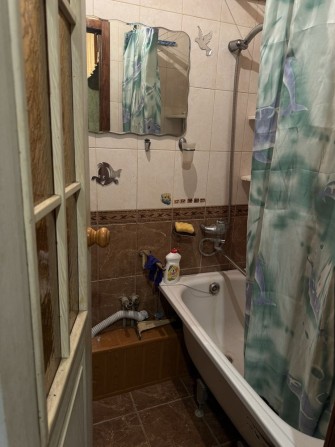 Продам студию на каркача 77 с мебелью и техникой - фото 1