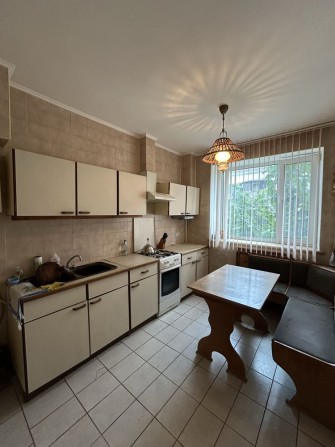 Продається 2 кімнатна квартира на вулиці Адміральська - фото 1
