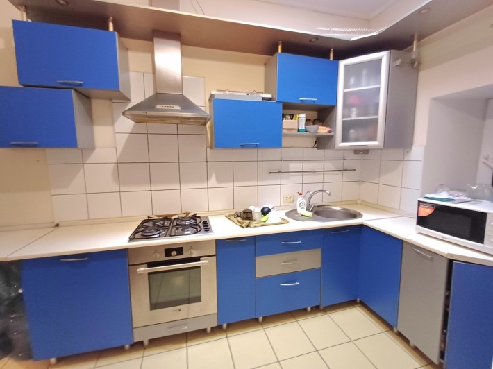 Продаю 2х квартиру  центре. - фото 1