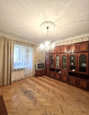 Продается 2 ком квартира в Александровском р-не по ул Жуковского - фото 1