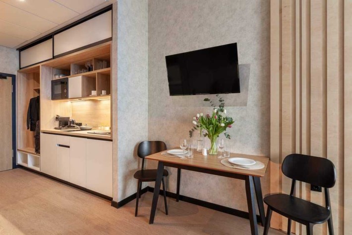 Продаж готельного номеру в Kristal Plaza, вул. Панаса Мирного - Буйка. - фото 1