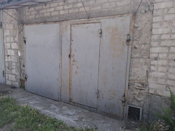 Продам гараж  Хортицкой р-н Запорожье