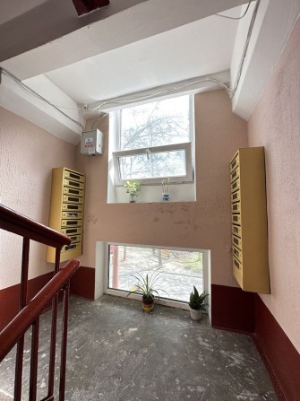 Продам 2-х кімнатну квартиру - фото 1