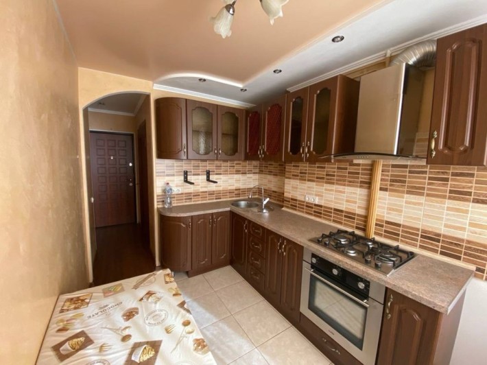 Продажа 3 комнатной квартиры в Корабельном р-не - фото 1