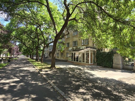 Продаж 2 кімнатна квартира Центр , закритий двір, сертифікат ! Николаев