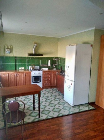 Продам 2-х комнаную квартиру район Амстора - фото 1