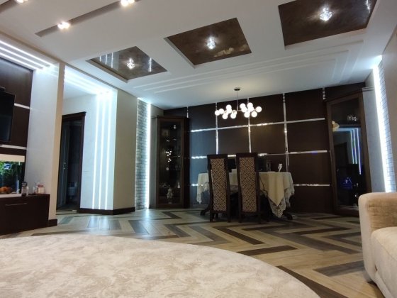 Велика  3-кімнатна квартира з дизайнерським ремонтом Кропивницький