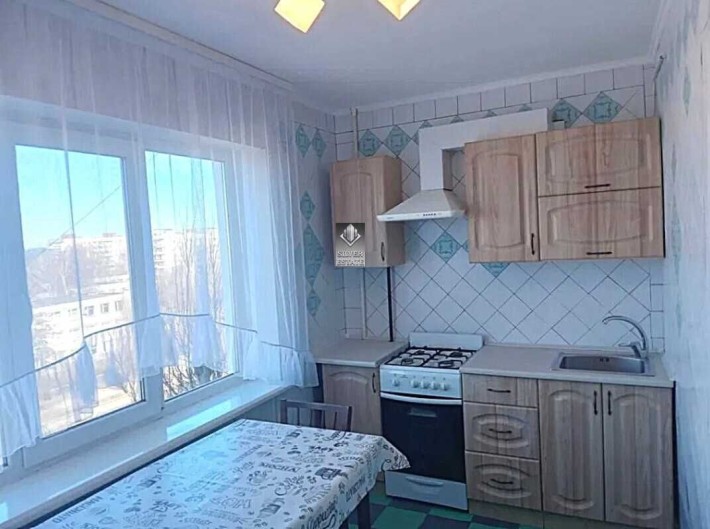 Продам 1-кімнатну квартиру по вул. Вороніна, Шевченківський район - фото 1
