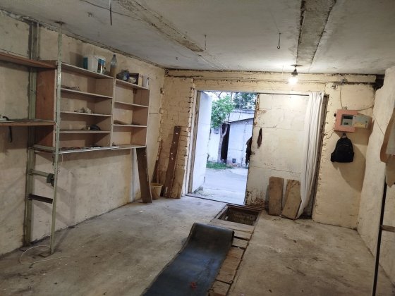Сдам гараж  на Искра 5, пос.Кот. ул. Марсельская Корсунці