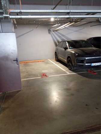 Паркинг ул. Лейпцигская 13а - фото 1