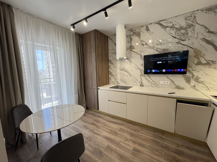 Продам Квартиру 63 Жемчужина Кадор Краснова вид ипподром - фото 1