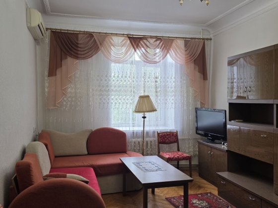 Продаю двокімнатну квартиру вул. О. Вадатурського вул. Аркасівська Миколаїв