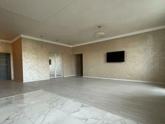 Продаж просторої 4 кімнатної квартири на Петропавлівський Борщагівці Петропавловская Борщаговка