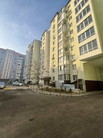 Продам двокімнатну квартиру в новобудові Центр міста - фото 1