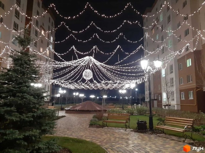 Сучасний, якісний ремонт! Розкішний вид на Київ—щодня, просто з вікна! - фото 1