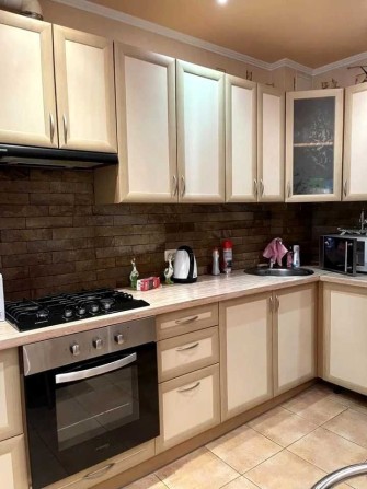 Продам 3х комн кв Одесская "Рост" 1 выс/5 с капит ремонтом - фото 1