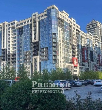 Терміново! 3-х кімн.квартира, новий зданий будинок 103 кв.м,72000 у.о. - фото 1