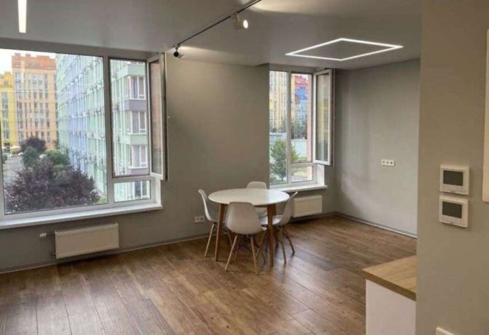 Продам 3к квартиру в ЖК Комфорт Таун - фото 1