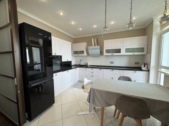 Продаж 2-к квартири просп. Миколи Бажана 8б Київ