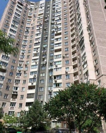 Продаж трикімнатної квартири Деснянський район, вул. Милославська, 45 - фото 1