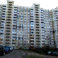 Продаж 3-к квартири вул. Срібнокільська 8 Київ