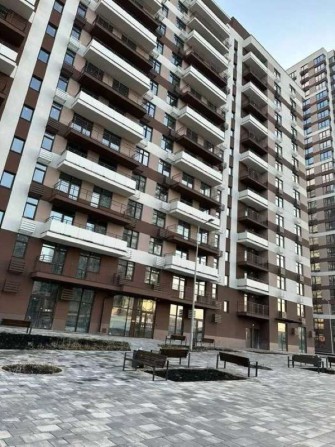 Продаж 3-к квартири вул. Олександра Олеся 9 - фото 1