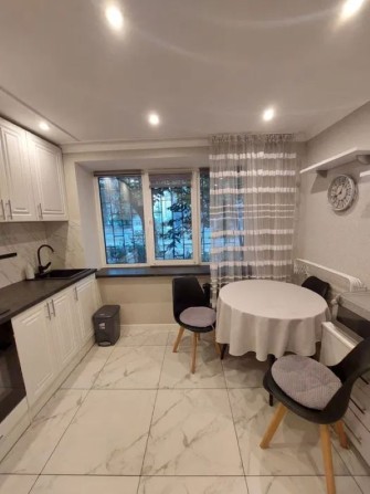 Продаж 2-к квартири вул. Кирилівська  146 - фото 1