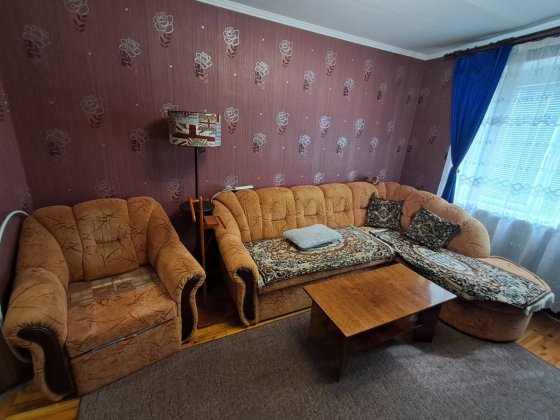 Аренда 2 ком.кв.ул.Дворцовая 38 в Центре Краматорск