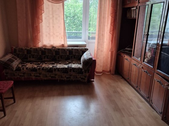 Оренда чотирьохкімнатної квартири з АВТОНОМНИМ ОПАЛЕННЯМ в Звягелі Звягель