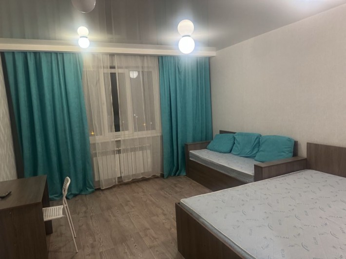 Здам гарну 1к.кв.р-н.Бучанського парку.Автономне газове опалення. - фото 1