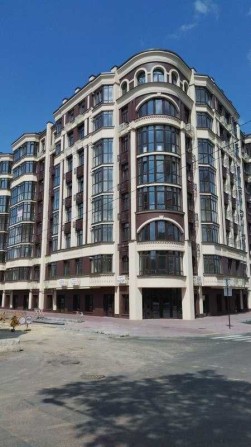 Оренда 2-х кімнатної квартири в центрі. В новому сучасному будинку. - фото 1