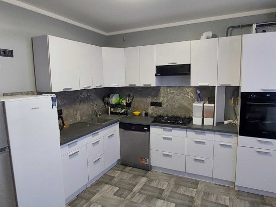 Здаю 1,5  к.кв Княгинин (Центр ) Зонованне планування. Новобудова. Івано-Франківськ