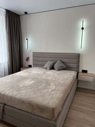 Оренда стильної, сучасної квартири у новобудові на Дружбі - фото 1