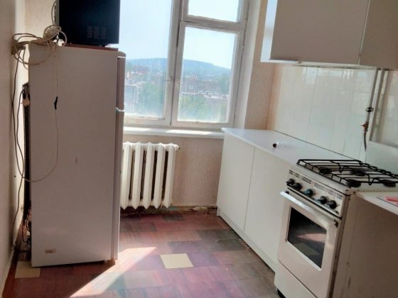 Визволення 3-кімнатна квартира оренда вул. Гірничих інженерів Кривий Ріг