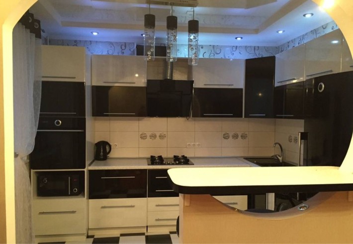 Оренда 3-кімнатної квартири по вулиці Британській (Горького) - фото 1