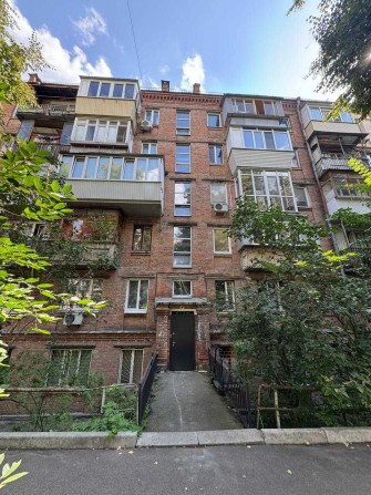 Продається 2 кімнати в 3 кімнатній квартирі. Костя Гордієнка пров., 3 - фото 1