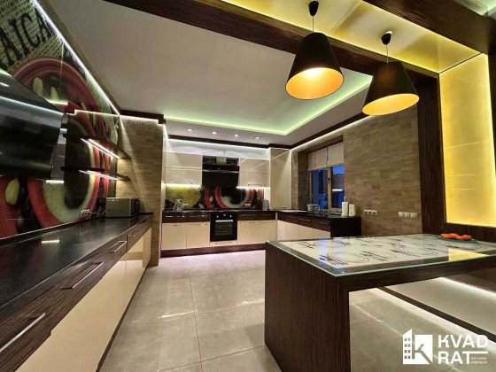 Оренда дворівневої квартири по вул.Симонека Ивано-Франковск