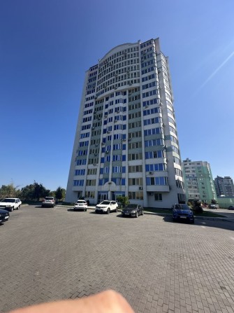 Здаю 1-но кімн.квартиру Митниця, вул. Жужоми 3/1 - фото 1