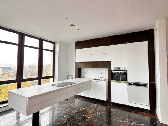 Продаж 3 кімнатної преміум квартири вул. Романківа (Червона)