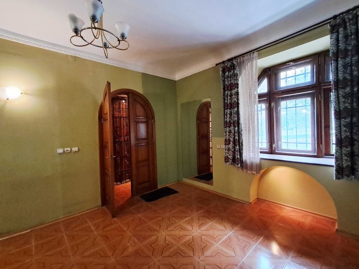 Продається однокімнатна квартира по вул. Героїв Майдану 8. - фото 1