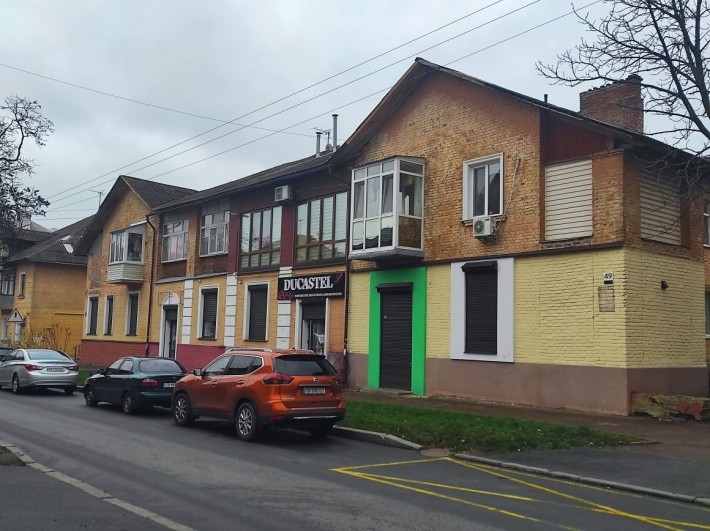 Центр. Площа. Магдональдс. Вся мебля та техніка. - фото 1